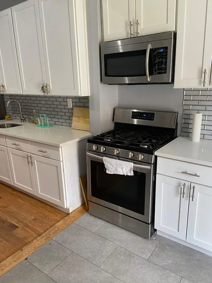 A Spacious Room In Queens New York Guest house